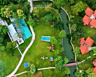 Sarah Resort